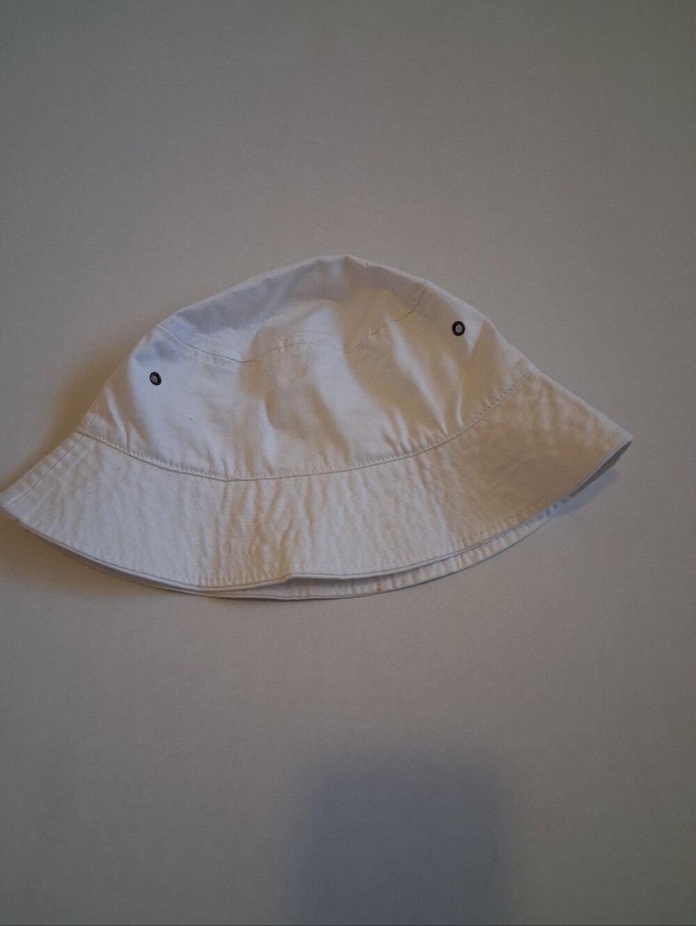 Kids White Cotton Bucket Hat - Lightweight Sun Protection